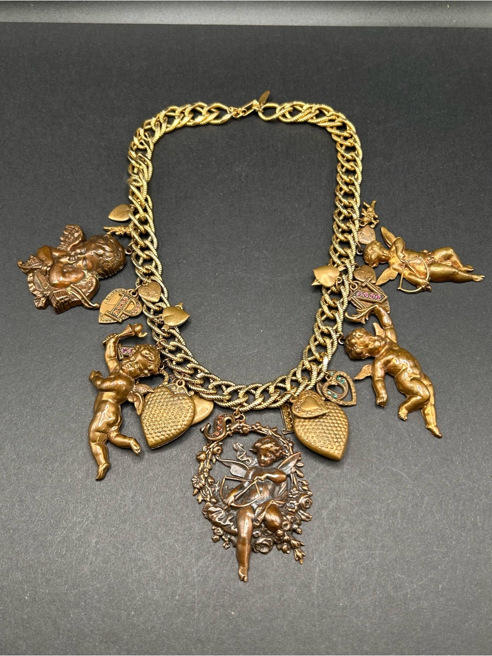 Piddly Links VTG Brass Antiqued Gold Cherub Charm Necklace